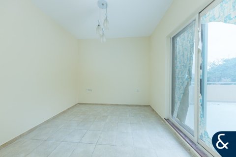 וילה למכירה ב Dubai Sports City, Dubai, איחוד האמירויות 4 חדרי שינה, 350 מ"ר, מספר 667731 - תמונה 10