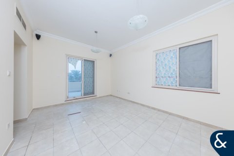 וילה למכירה ב Dubai Sports City, Dubai, איחוד האמירויות 4 חדרי שינה, 350 מ"ר, מספר 667731 - תמונה 7