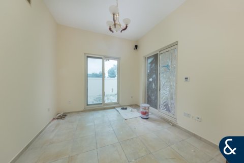 וילה למכירה ב Dubai Sports City, Dubai, איחוד האמירויות 4 חדרי שינה, 350 מ"ר, מספר 667731 - תמונה 4