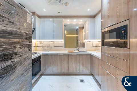 דירה למכירה ב Dubai Marina, Dubai, איחוד האמירויות 2 חדרי שינה, 133 מ"ר, מספר 667729 - תמונה 2