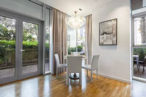 Apartamento para arrendamento em Bluewaters, Dubai, EAU 2 quartos, 184 m2 № 697311 - foto 8