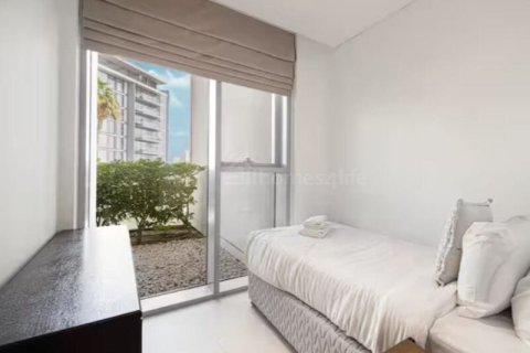 Apartamento para arrendamento em Bluewaters, Dubai, EAU 2 quartos, 184 m2 № 697311 - foto 4