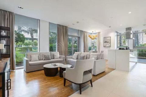 Apartamento para arrendamento em Bluewaters, Dubai, EAU 2 quartos, 184 m2 № 697311 - foto 10