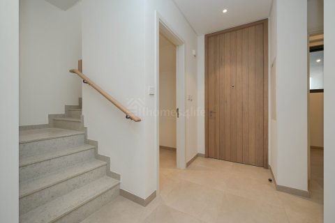 Villa in Mudon, Dubai, UAE 3 bedrooms, 168 sq.m. № 697308 - photo 4