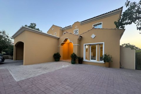 Villa itt: Arabian Ranches, Dubai, EAE, 4 hálószoba, 955 m², azonosító: 697287 - fénykép 12