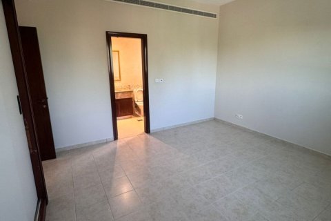 Arabian Ranches, Dubai, संयुक्त अरब अमीरात में विला, 4 बेडरूम, 955 वर्ग मीटर, संख्या 697287 - फ़ोटो 6