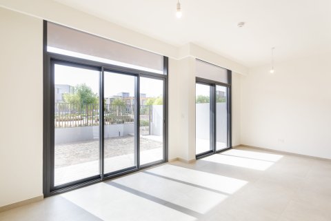 Ridamaja asukohaga Mudon, Dubai, AÜE: 3 magamistoaga, 168 m² Nr 697309