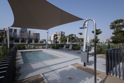 Townhouse in Mudon, Dubai, UAE 3 bedrooms, 168 sq.m. № 697309 - photo 10