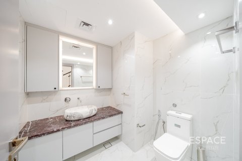Duplex para venda em Jumeirah Beach Residence, Dubai, EAU 3 quartos, 350 m2 № 649822 - foto 17