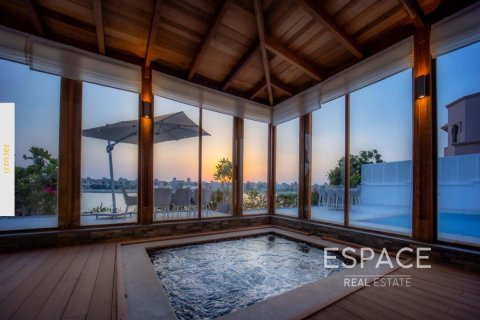 Villa til salg i Palm Jumeirah, Dubai, UAE 5 soveværelser, 743 kvm № 649823 - foto 20