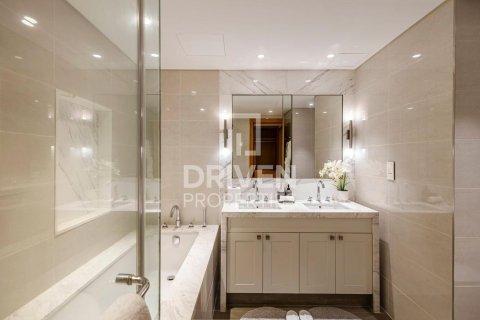 Apartament de vânzare în Downtown Dubai (Downtown Burj Dubai), Dubai, EAU 3 dormitoare, 251 mp.  №683425 - poză 21