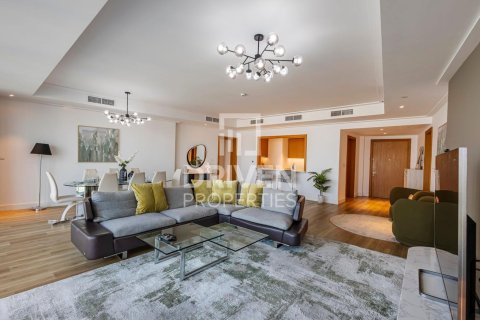 Apartemen di Downtown Dubai (Downtown Burj Dubai), UEA 3 kamar tidur, 251 m2 nomor 683425 - foto 3