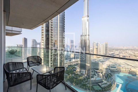 Apartment in Downtown Dubai (Downtown Burj Dubai), UAE 3 bedrooms, 251 sq.m. № 683425