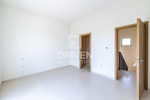 Villetta a schiera in vendita a Dubai Land, Dubai, EAU 2 camere da letto, 161 mq. № 683424 - foto 8