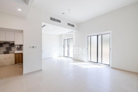 Villetta a schiera in vendita a Dubai Land, Dubai, EAU 2 camere da letto, 161 mq. № 683424 - foto 2