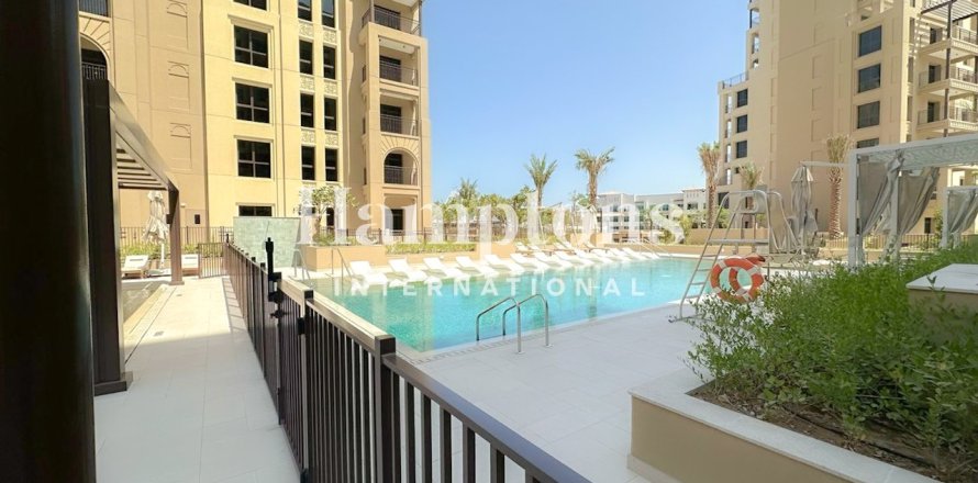 Apartament në Umm Suqeim, Dubai, Emiratet e Bashkuara Arabe 1 dhomë gjumi, 88.072 m2. № 714621
