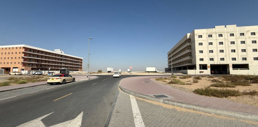 Maa asukohaga Dubai, AÜE: 1858 m² Nr 692966