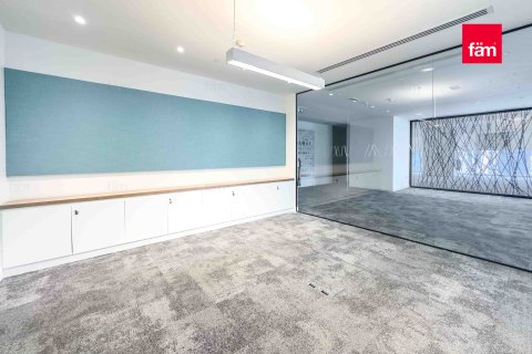 Oficiu de vânzare în Business Bay, Dubai, EAU 1843.1 mp.  №692963 - poză 12