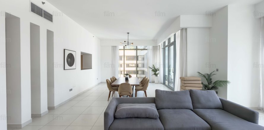 Apartamento en Downtown Dubai (Downtown Burj Dubai), Dubai, EAU 3 dormitorios, 223 m² № 692967