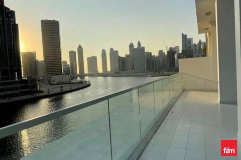 Appartement te huur in Business Bay, Dubai, VAE 2 slaapkamers, 128.3 vr.m., nr 646992 - foto 3