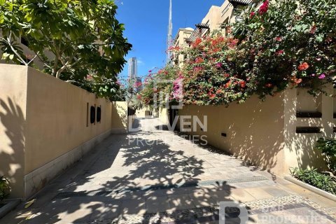 Διαμέρισμα σε Downtown Dubai (Downtown Burj Dubai), ΗΑΕ 1 υπνοδωμάτιο, 105.07 τ.μ. Αρ. 767207 - φωτογραφία 13