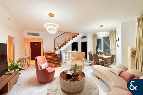 Διαμέρισμα σε Jumeirah Lake Towers, Dubai, ΗΑΕ 2 υπνοδωμάτια, 160 τ.μ. Αρ. 667437 - φωτογραφία 1