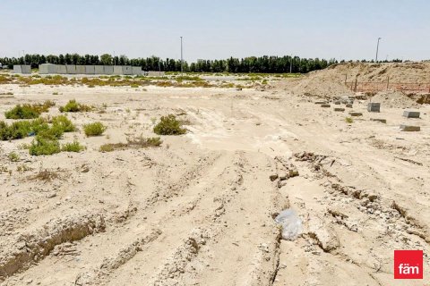 Land in Dubai, UAE 930.2 sq.m. № 679899