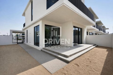 Kaupunkipientalo The Valley, Dubai, Arabiemiraatit 4 makuuhuonetta, 261.52 m2 № 762723 - kuva 25