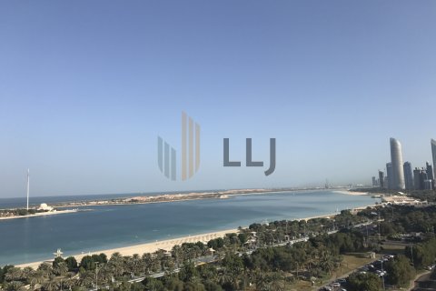 阿联酋 Abu Dhabi Corniche Road 待租 : 4 卧, 250.8 平方米 , 编号590482 - 照片 3