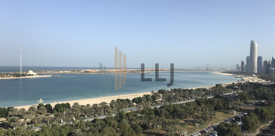阿联酋 Abu Dhabi Corniche Road 公寓  4 卧, 250.8 平方米 , 编号 590482