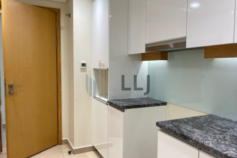 Apartament në Al Khalidiya, Abu Dhabi, Emiratet e Bashkuara Arabe 3 dhoma gjumi, 185.8 m2. № 590481 - Foto 9