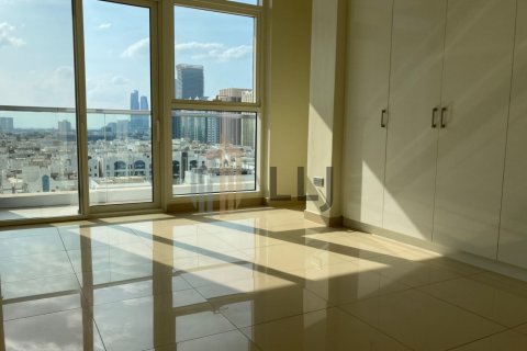 Apartament në Al Khalidiya, Abu Dhabi, Emiratet e Bashkuara Arabe 3 dhoma gjumi, 185.8 m2. № 590481 - Foto 4