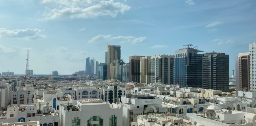 Apartament në Al Khalidiya, Abu Dhabi, Emiratet e Bashkuara Arabe 3 dhoma gjumi, 185.8 m2. № 590481