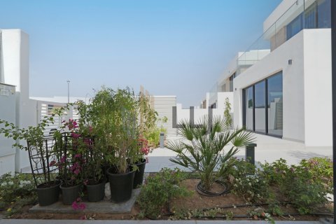 Villa à vendre à  Saadiyat Island, Abu Dhabi, EAU 4 chambres, 629.3 m2 № 590483 - photo 9
