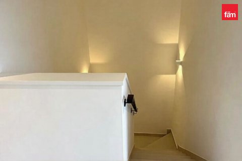 Vilă de închiriat în Dubai, EAU 4 dormitoare, 242.1 mp. №751920 - poză 3