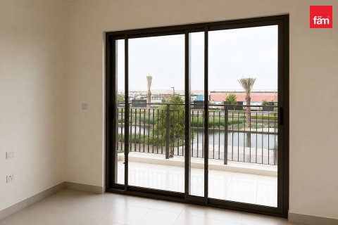 Vilă de închiriat în Dubai, EAU 4 dormitoare, 242.1 mp. №751920 - poză 4