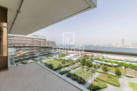 Apartemen di Palm Jumeirah, Dubai, UEA 3 kamar tidur, 161.47 m2 nomor 741993 - foto 2