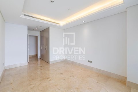 Apartemen di Palm Jumeirah, Dubai, UEA 3 kamar tidur, 161.47 m2 nomor 741993 - foto 24
