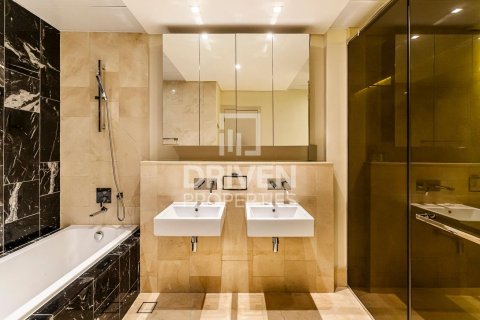 Apartemen di Palm Jumeirah, Dubai, UEA 3 kamar tidur, 161.47 m2 nomor 741993 - foto 20