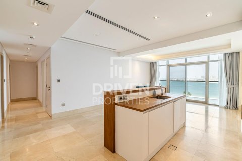 Apartemen di Palm Jumeirah, Dubai, UEA 3 kamar tidur, 161.47 m2 nomor 741993 - foto 6