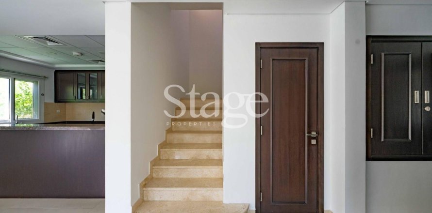 Villa in Serena, Dubai, UAE 3 bedrooms, 300 sq.m. № 737430