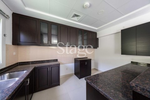 Villa in Serena, Dubai, UAE 3 bedrooms, 300 sq.m. № 737430 - photo 3