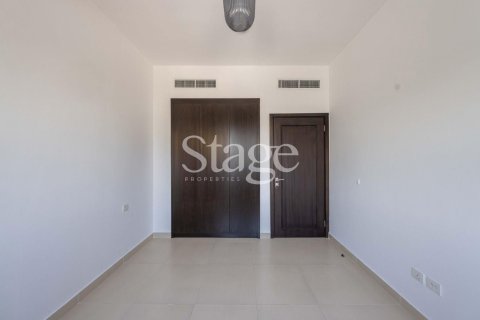 Villa in Serena, Dubai, UAE 3 bedrooms, 300 sq.m. № 737430 - photo 9
