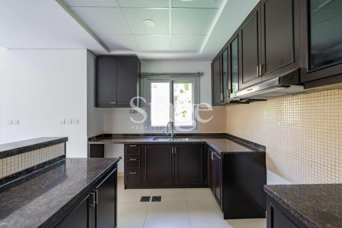 Villa in Serena, Dubai, UAE 3 bedrooms, 300 sq.m. № 737430 - photo 4