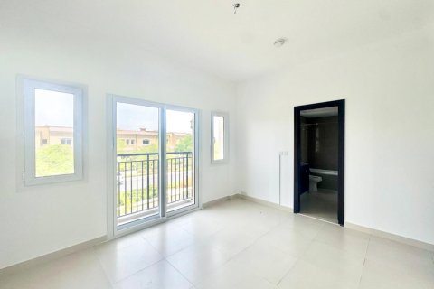 Вилла Dubai Land, Дубай, БАӘ-да 3 жатын бөлмелер, 186.27 м² № 749008 - фото 9