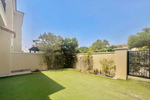 Вилла Dubai Land, Дубай, БАӘ-да 3 жатын бөлмелер, 186.27 м² № 749008 - фото 11
