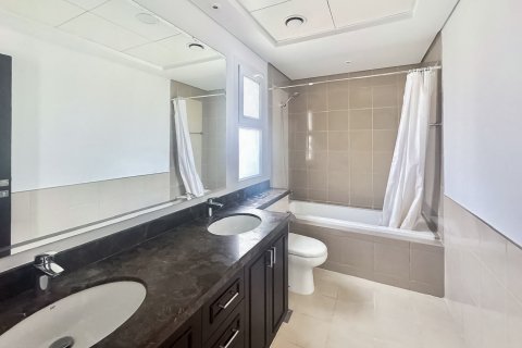 Вилла Dubai Land, Дубай, БАӘ-да 3 жатын бөлмелер, 186.27 м² № 749008 - фото 10