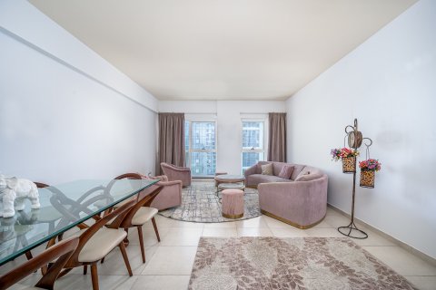 Jumeirah Lake Towers、Dubai、UAEにあるマンション 1ベッドルーム、101.96 m2 No749007