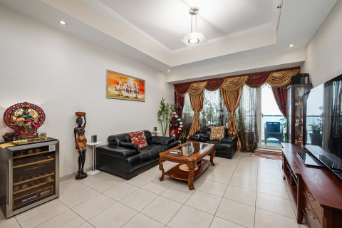 Apartmán v Business Bay, Dubai, SAE 2 spálne, 136.75 m2 č. 749003