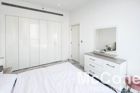 Apartment in Business Bay, Dubai, UAE 1 bedroom, 60.2 sq.m. № 587321 - photo 12